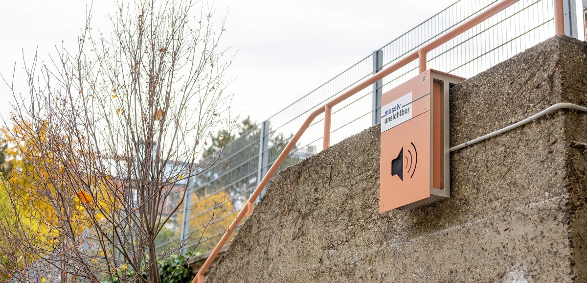 : "massiv unsichtbar" - Forschungs- und Erinnerungsprojekt zum Luftschutzbunker Schönbornpark. Foto: Kollektiv Fischka / Kramar