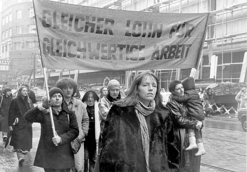 : Frauentagsdemonstration auf der Wiener Mariahilferstraße, 1984
© Bildarchiv der KPÖ