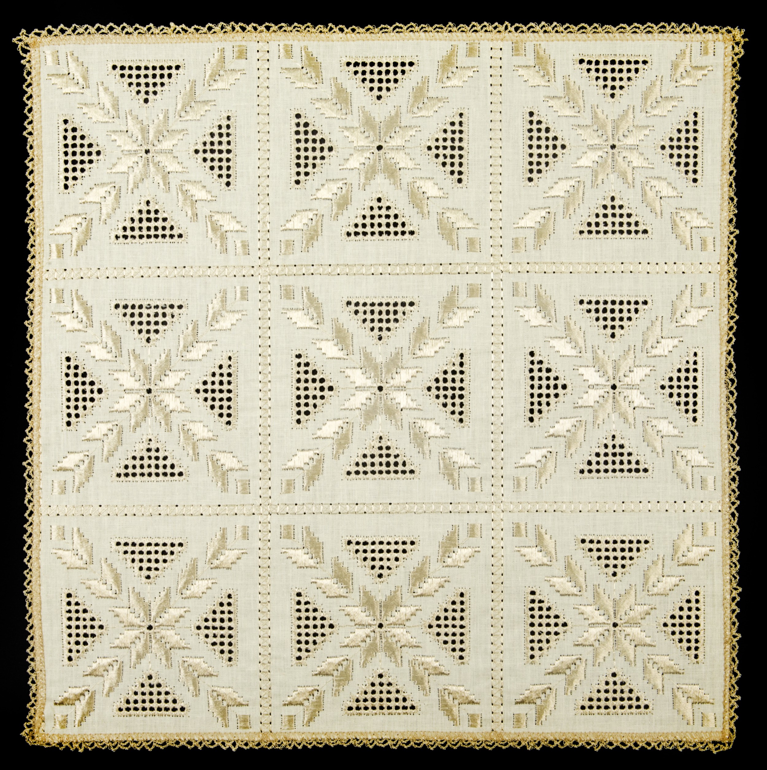 Set aus drei Deckchen - Bild 3